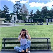 Ciao! Mi chiamo Vittoria e sono una studentessa universitaria e offro lezioni a Bergamo